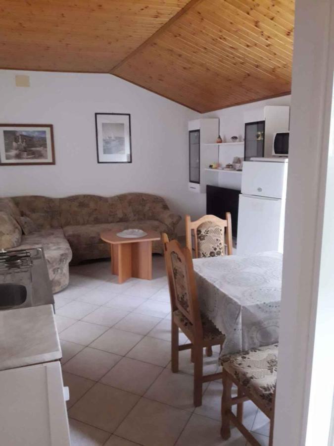 Apartmán In Vinjerac/paklenica Riviera 27673 Vinjerac