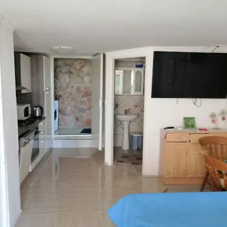 Apartments In Vinjerac/Paklenica Riviera 27673 Buitenkant foto